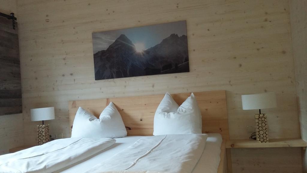 Appartements Alpenland Lermoos Quarto foto