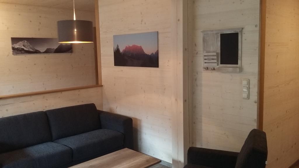 Appartements Alpenland Lermoos Quarto foto