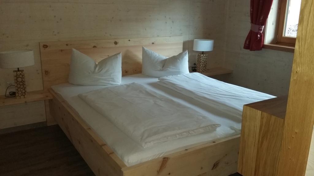 Appartements Alpenland Lermoos Quarto foto
